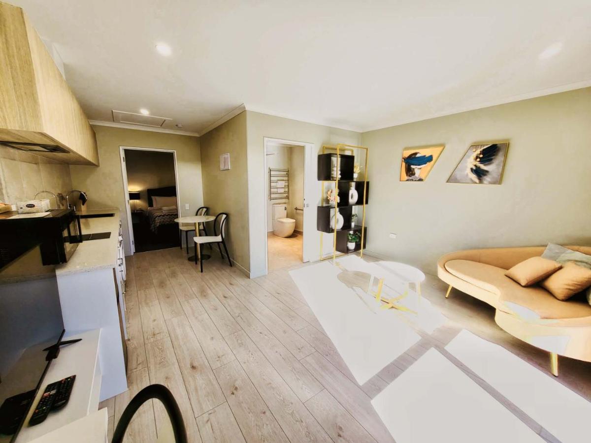 White Stone Apartment 레이크 테카포 외부 사진